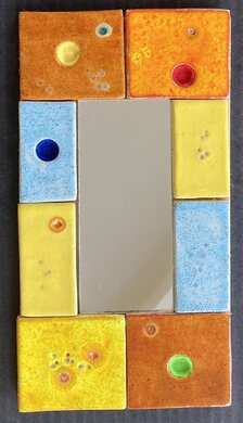 Janka Blašková, Zrkadlo malé I., 12,5x5,5 cm s keramickým rámom 23,5x12,5 cm, 49 €