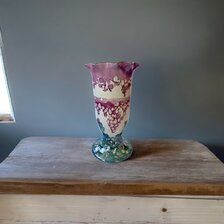 Keramická váza v pastelových farbách