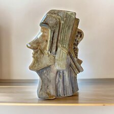 Sylvia Breznianska, Hlava ostrovana, keramická skulprúra 26x19x8cm, 200 €